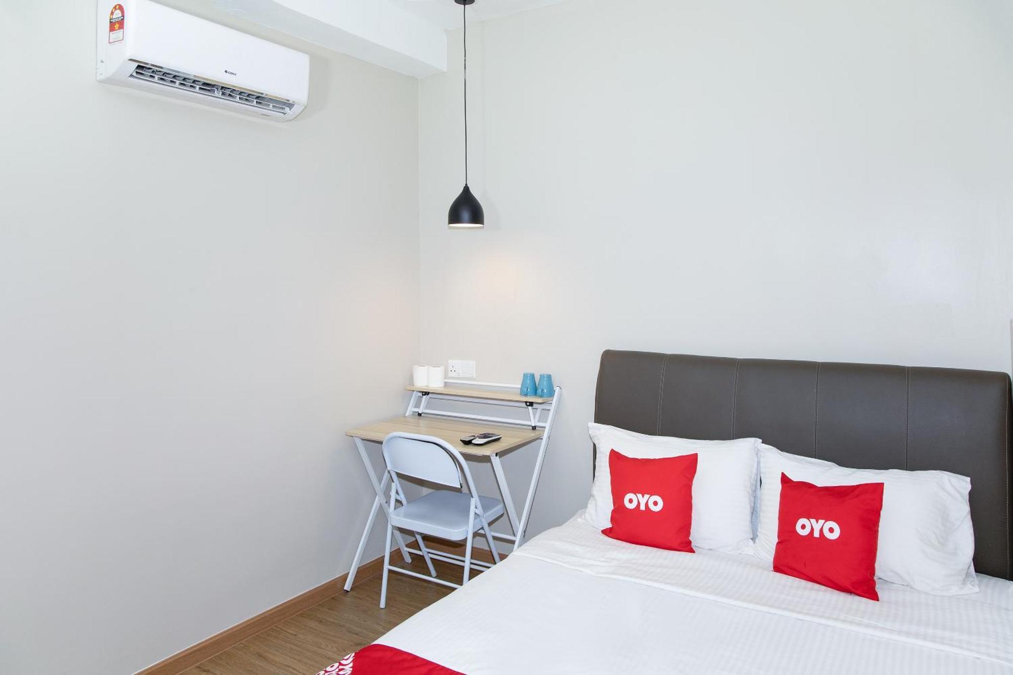 Capital O 90406 Mirani Hotel أمبانغ المظهر الخارجي الصورة