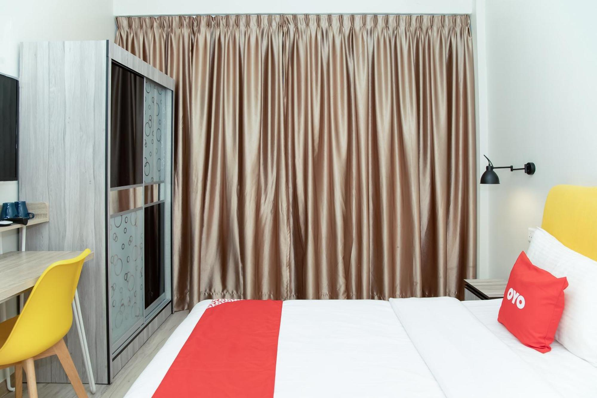 Capital O 90406 Mirani Hotel أمبانغ المظهر الخارجي الصورة