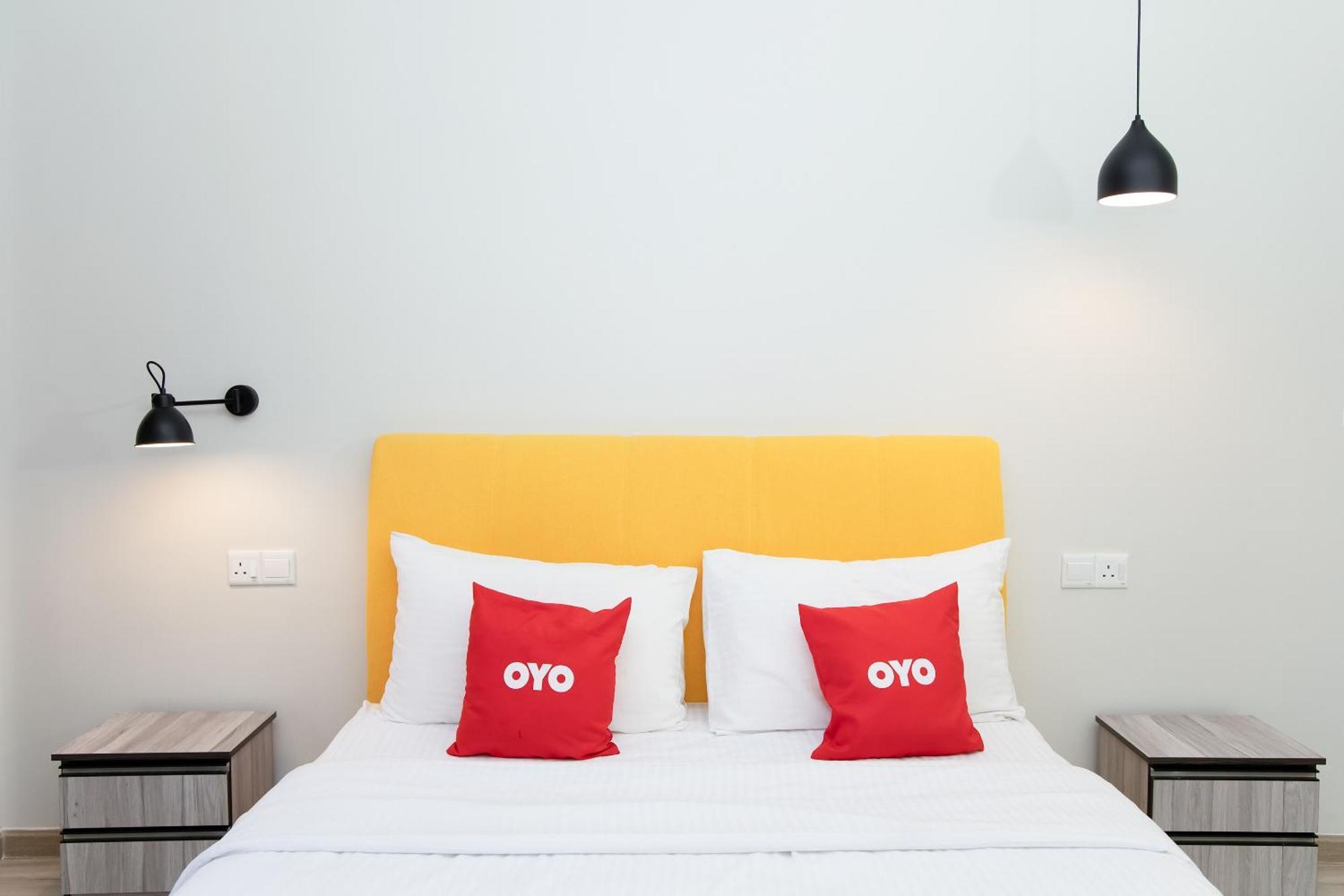 Capital O 90406 Mirani Hotel أمبانغ المظهر الخارجي الصورة
