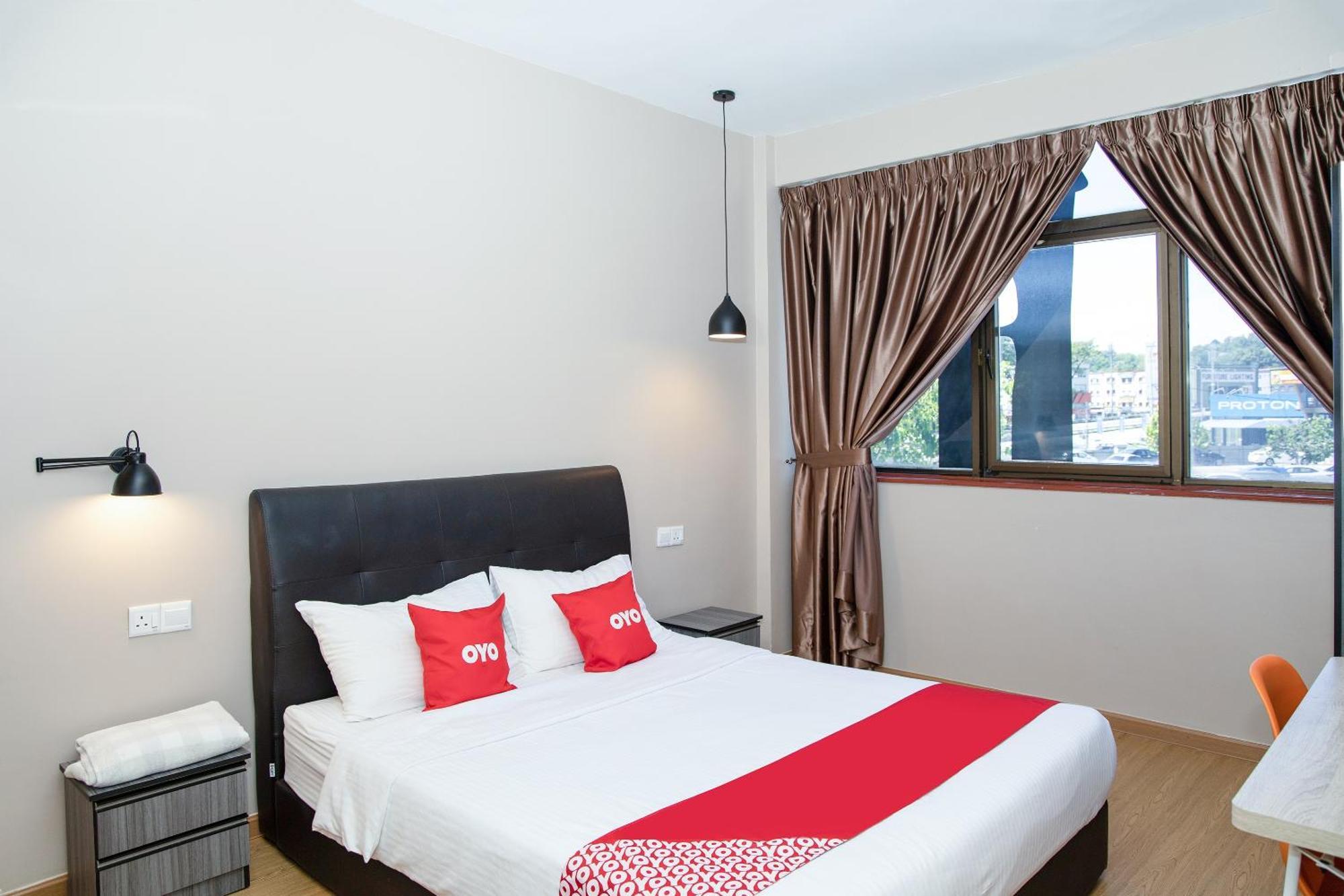 Capital O 90406 Mirani Hotel أمبانغ المظهر الخارجي الصورة