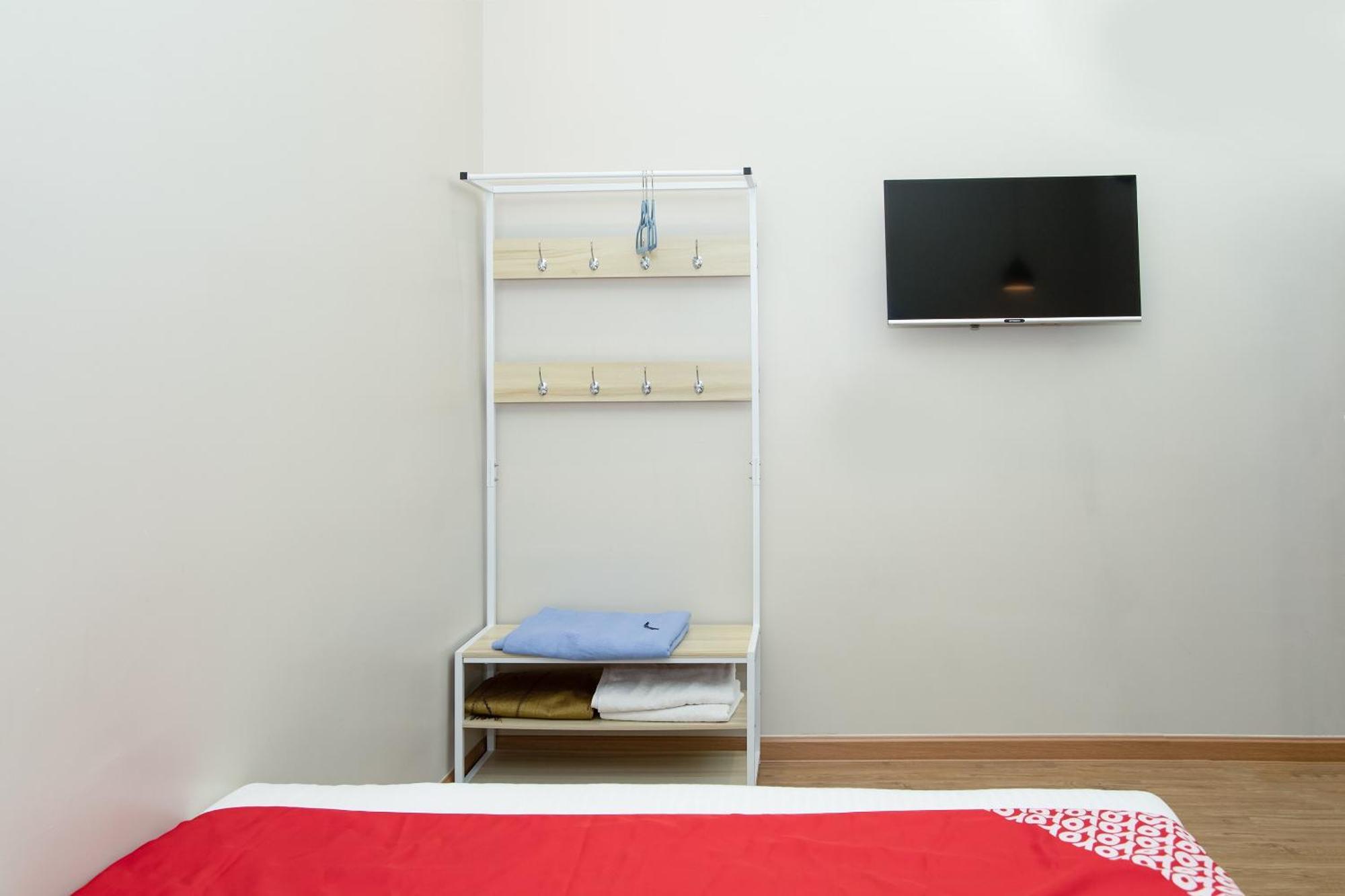 Capital O 90406 Mirani Hotel أمبانغ المظهر الخارجي الصورة
